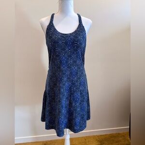 Title Nine Yes Dress Uluwatu Pattern size Medium Activewear Athleisure Gorpcore